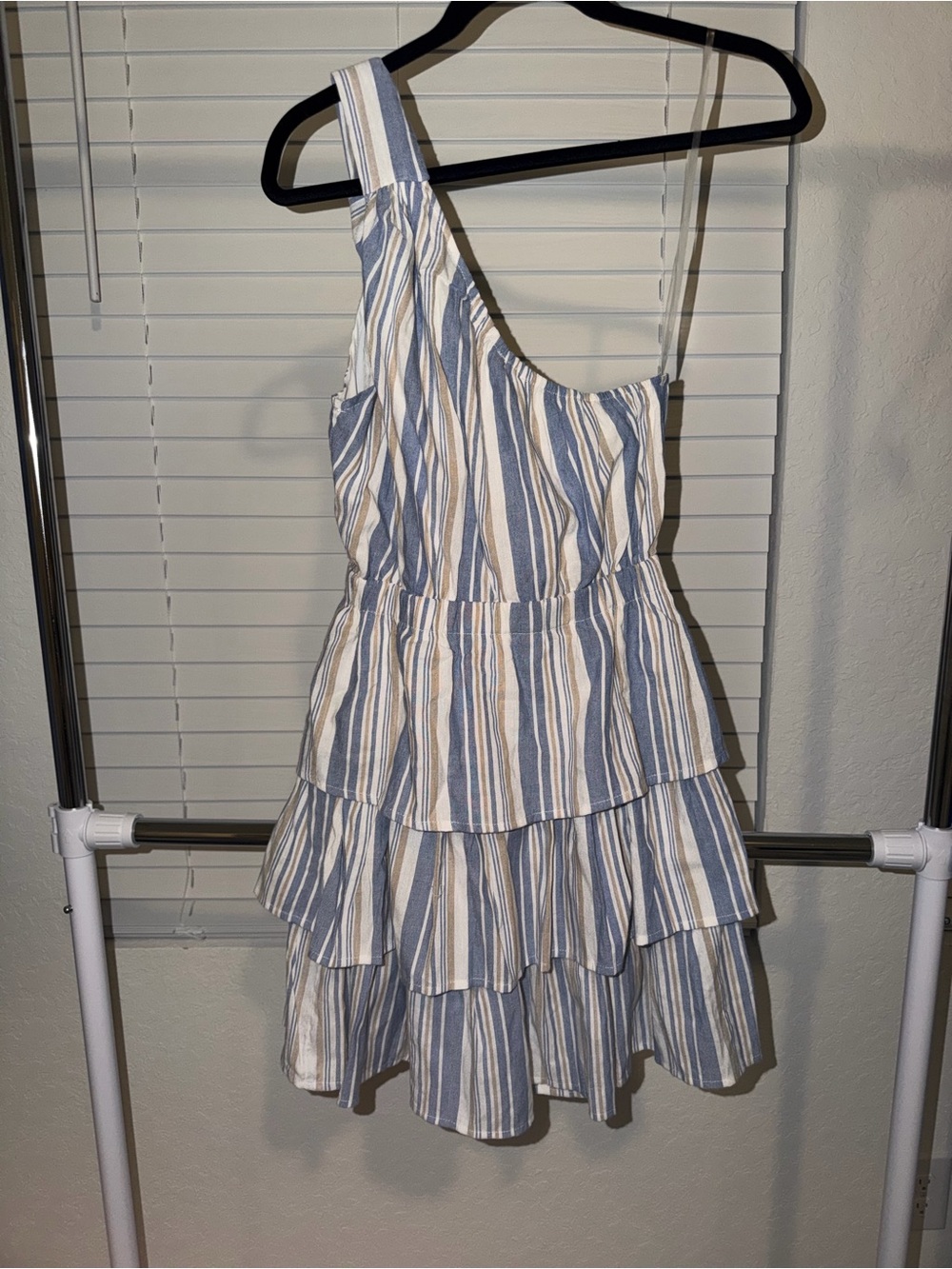 Women’s Blue and White Striped One-Shoulder Tiered Dress